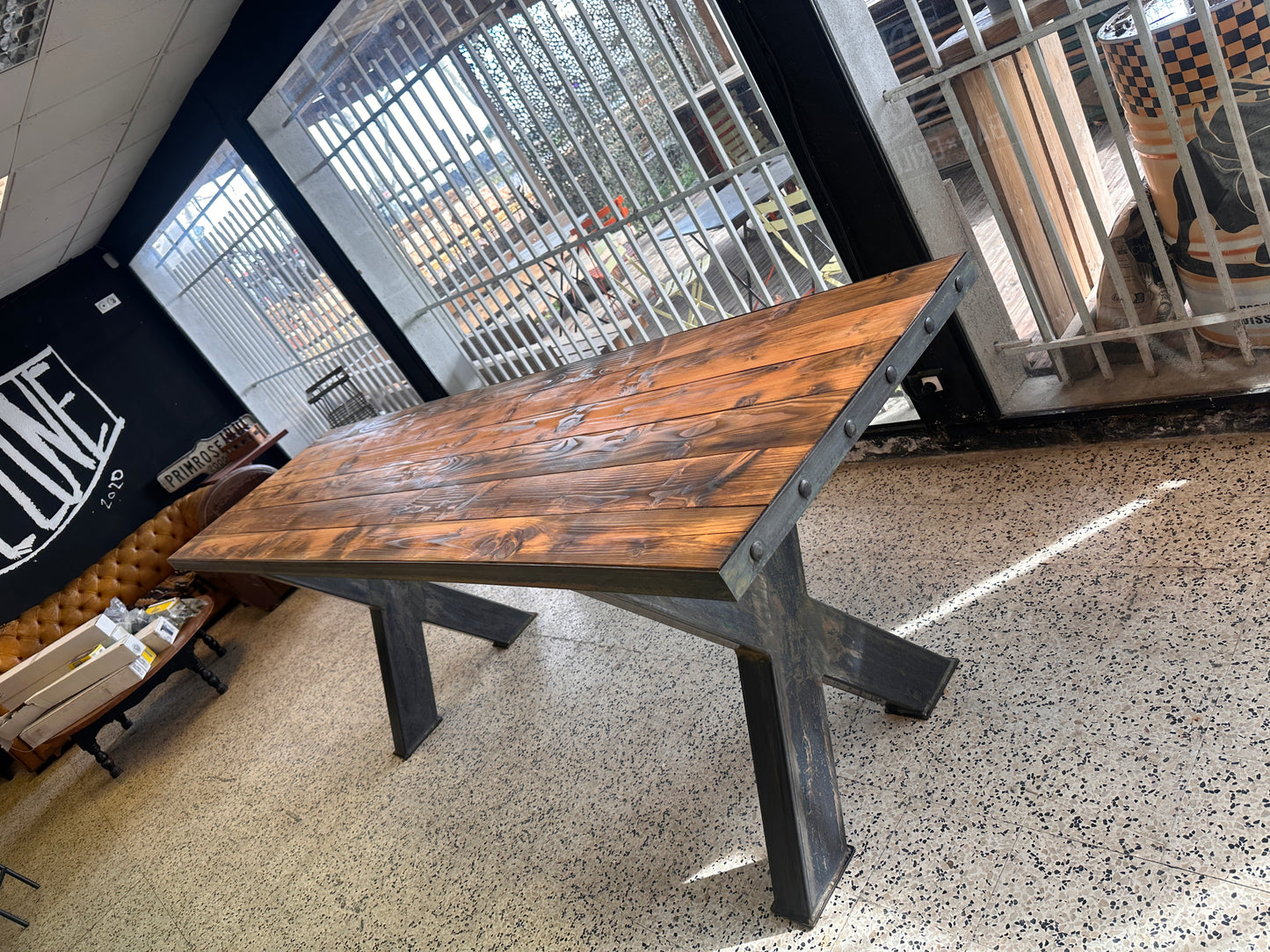 TABLE HAUTE SAINT ANDRE